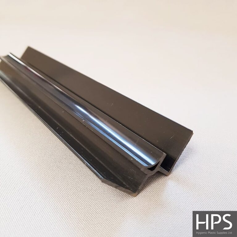 PVC Black Internal Corner - 2600mm long to fit 7.5/8mm panels ...